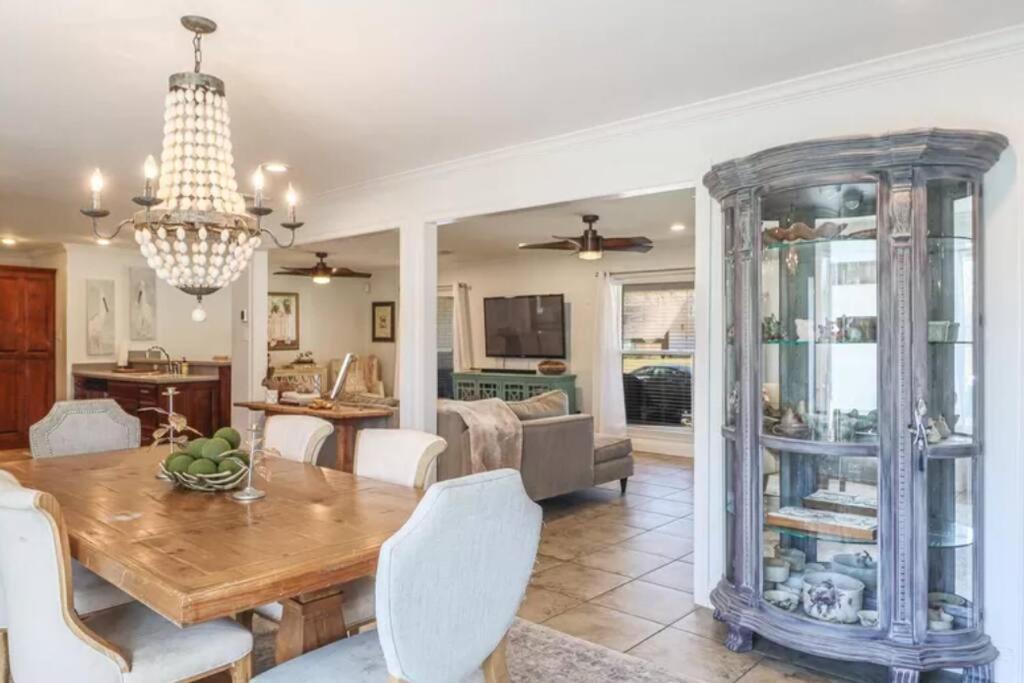 4/3 Home Centrally Located, Beach, Casino, Airport, Dining, Golfing, Shopping, Entertainment Gulfport Zewnętrze zdjęcie