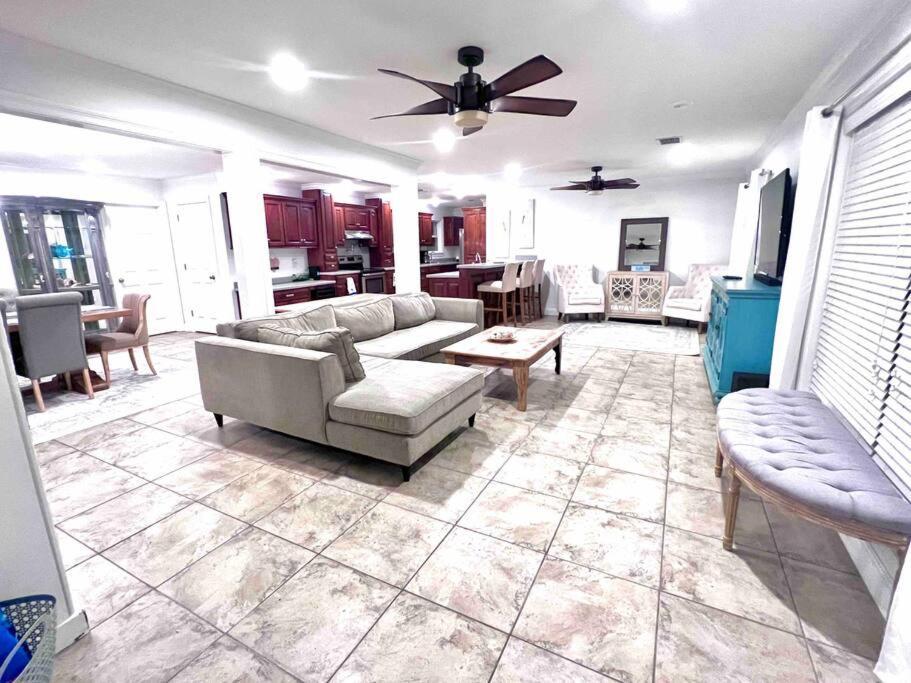 4/3 Home Centrally Located, Beach, Casino, Airport, Dining, Golfing, Shopping, Entertainment Gulfport Zewnętrze zdjęcie