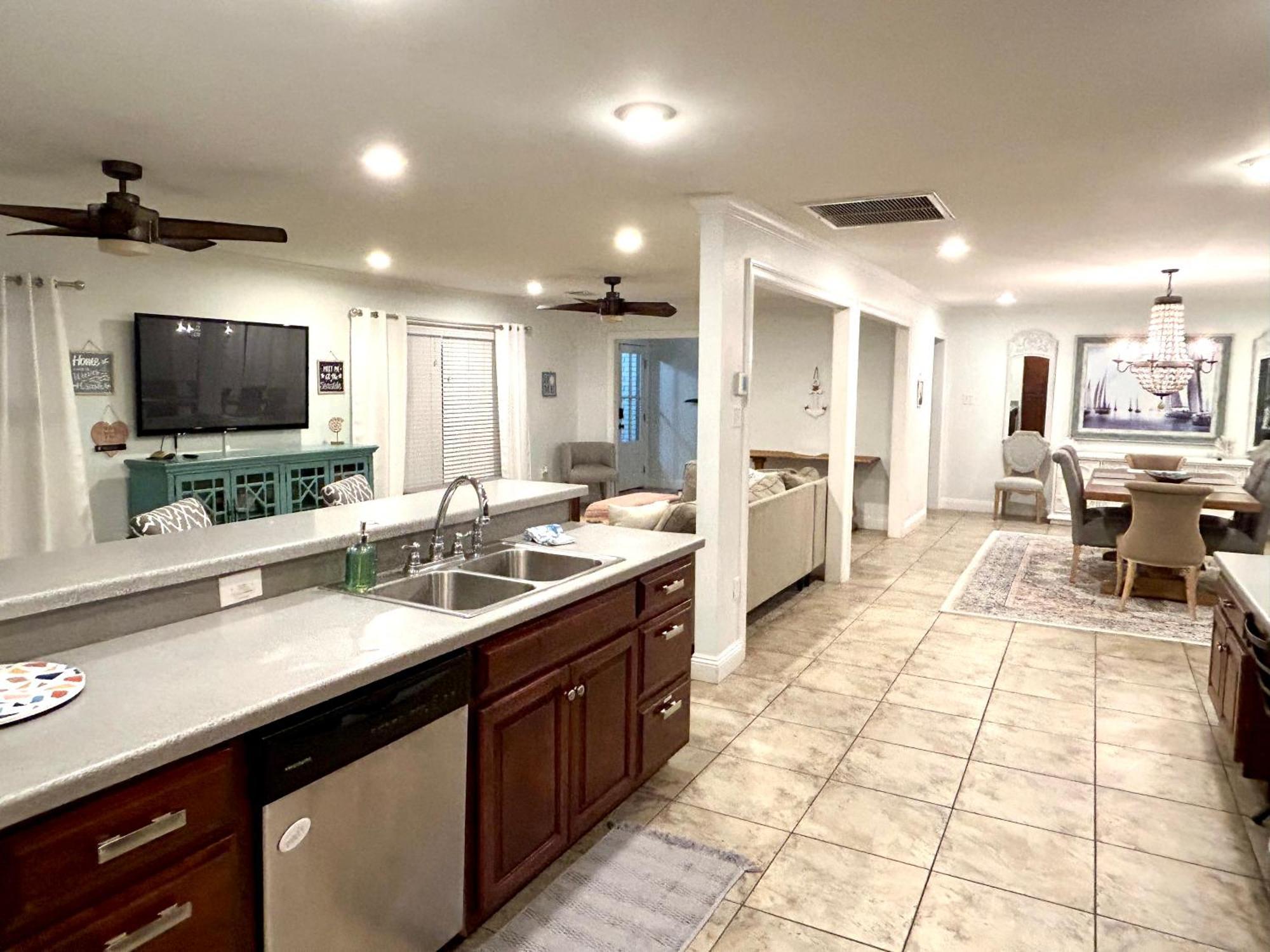 4/3 Home Centrally Located, Beach, Casino, Airport, Dining, Golfing, Shopping, Entertainment Gulfport Zewnętrze zdjęcie